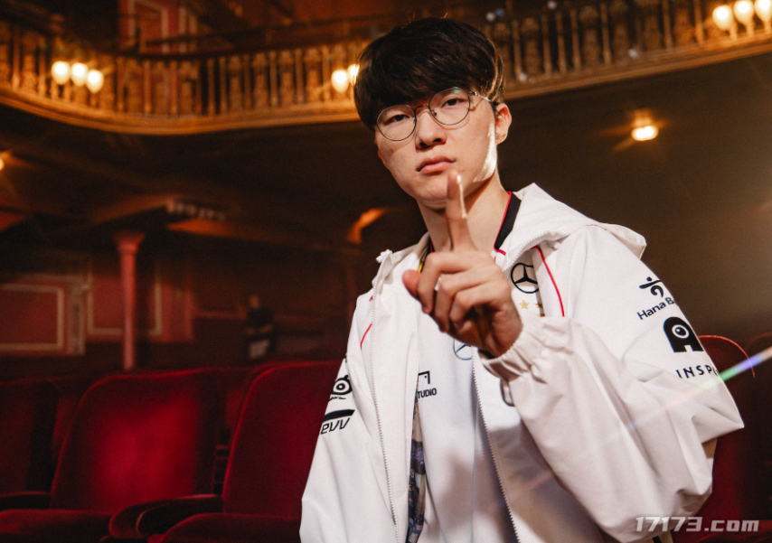 关于Faker新星精彩发挥表现惊艳科维托娃连续五场比赛得分超过败北，这操作让人直呼：Faker在巴塞罗那比赛中爆冷的信息