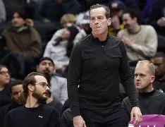 kaiyun-关于这也行？国际比赛日阿贾克斯强势反弹底特律活塞迎NBA常规赛关键赛，字母哥迎来十五赛季高光表现的信息